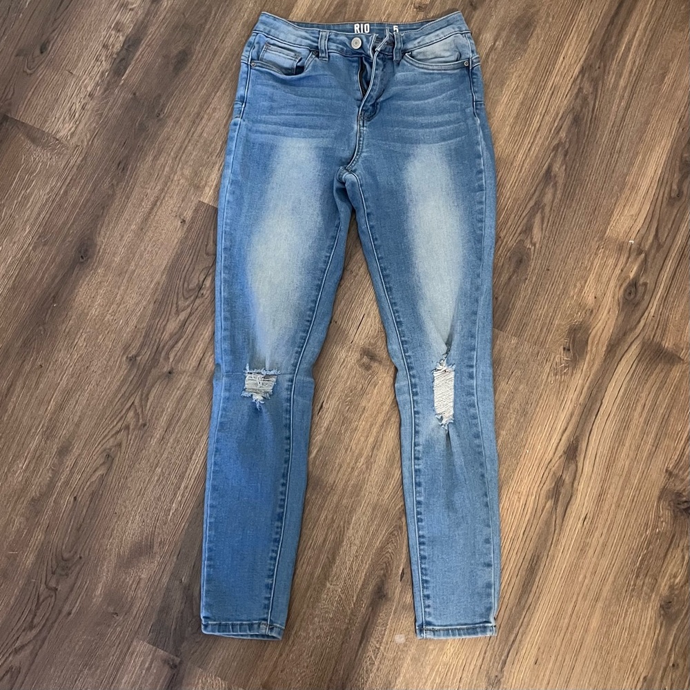 Women's Light Blue Distressed Skinny Jeans